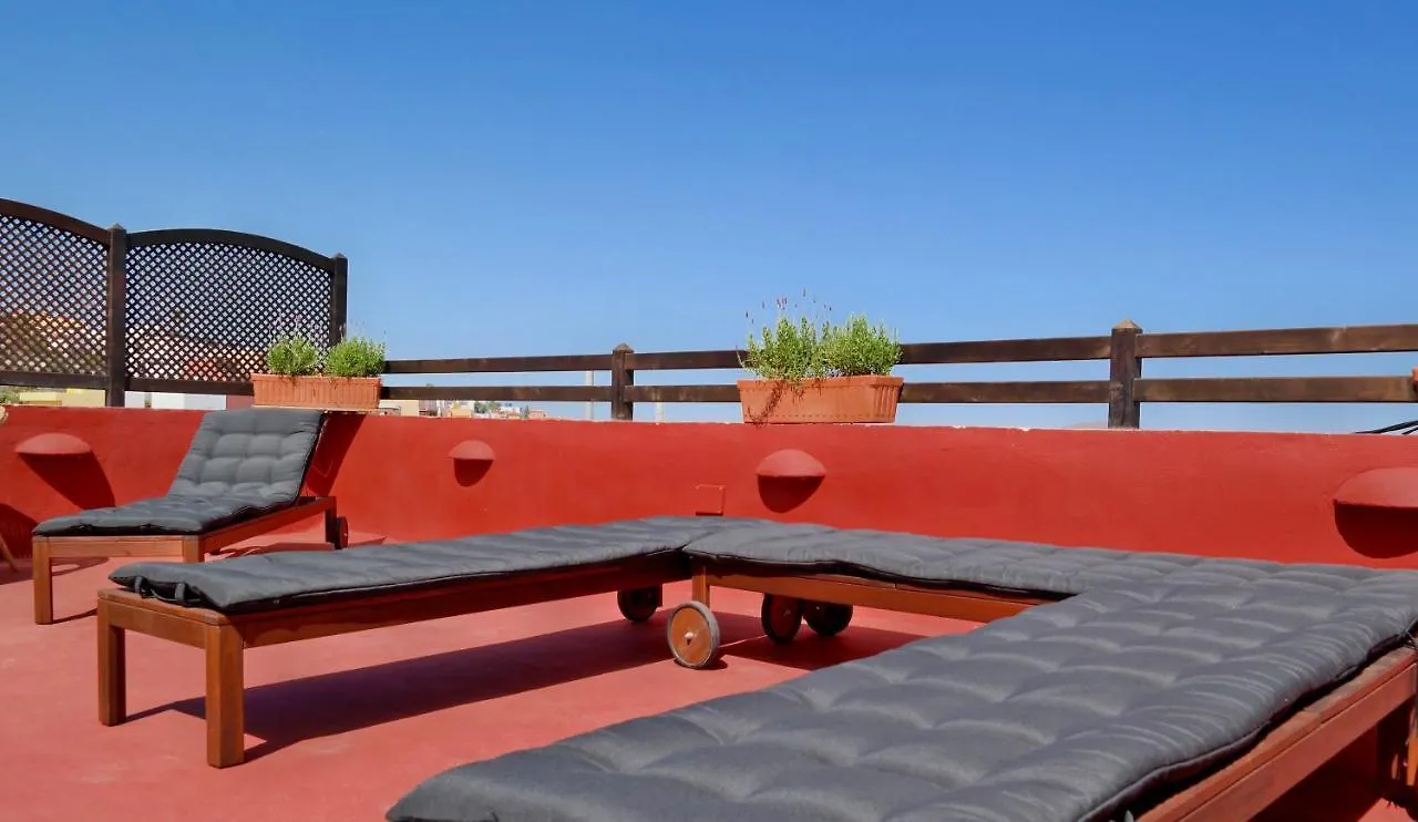 Sansofi Guesthouse 산미겔데아보나 0*,